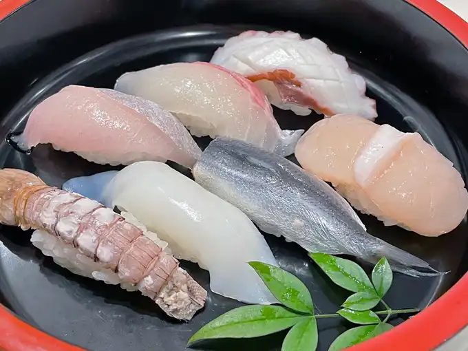 握り寿司(七貫)