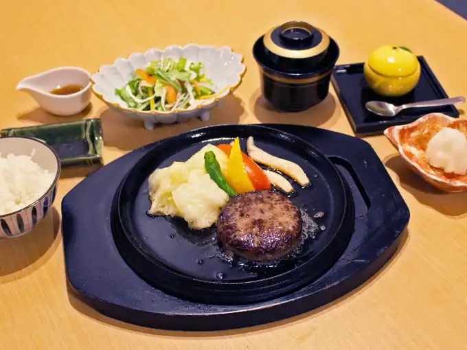 石垣牛100%和風ハンバーグ定食